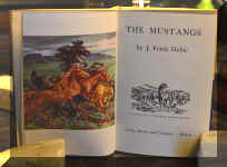 The Mustangs Dobie signed 1st dj 5.jpg (184521 bytes)